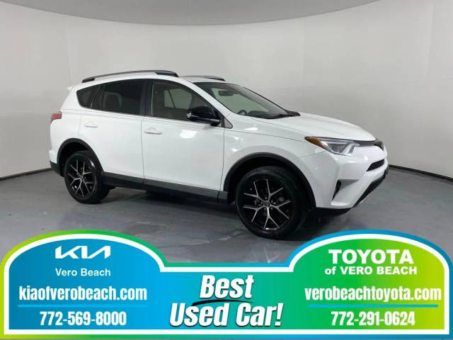 2018 Toyota RAV4 SE AWD photo