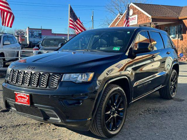 2018 Jeep Grand Cherokee Altitude 4WD photo