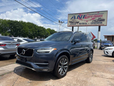 2018 Volvo XC90 Momentum AWD photo