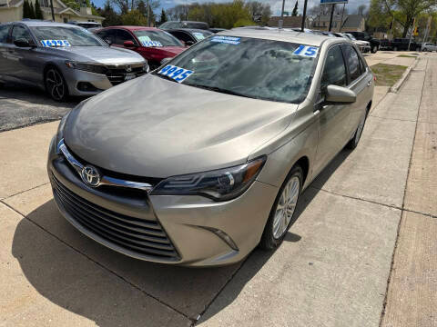 2015 Toyota Camry LE FWD photo