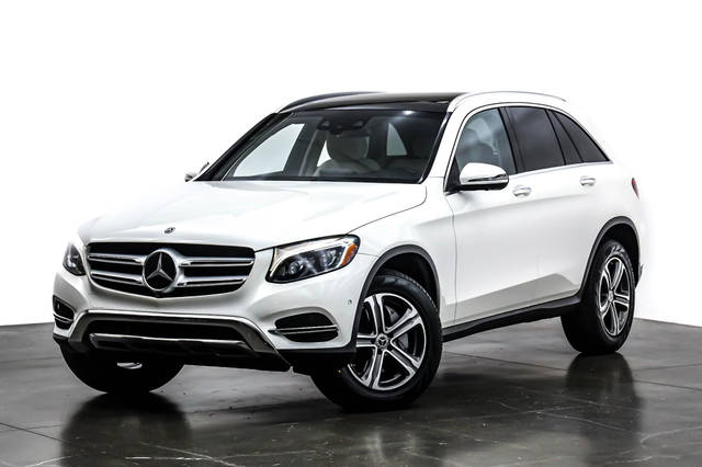 2018 Mercedes-Benz GLC-Class GLC 300 AWD photo