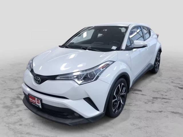 2018 Toyota C-HR XLE Premium FWD photo