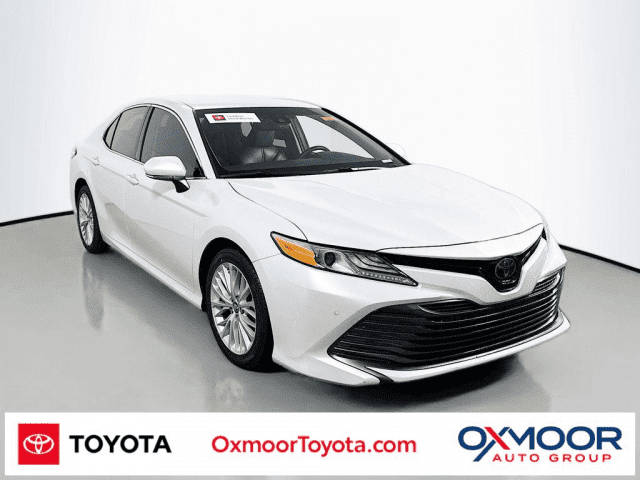 2018 Toyota Camry XLE FWD photo