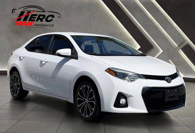 2015 Toyota Corolla S Plus FWD photo