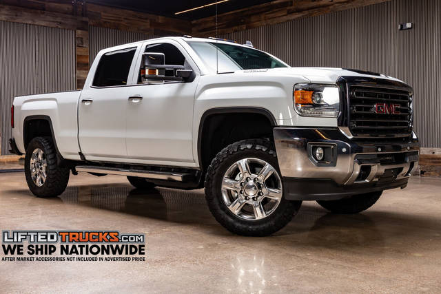 2018 GMC Sierra 2500HD SLT 4WD photo