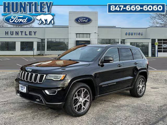 2018 Jeep Grand Cherokee Sterling Edition 4WD photo