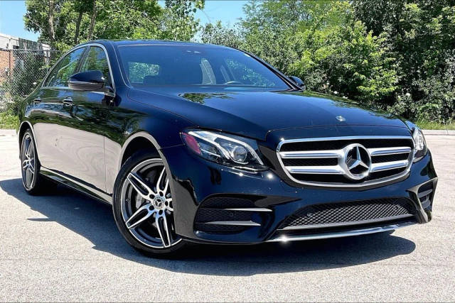 2018 Mercedes-Benz E-Class E 400 AWD photo