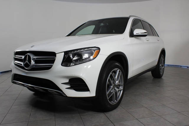 2018 Mercedes-Benz GLC-Class GLC 300 AWD photo