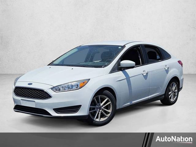 2018 Ford Focus SE FWD photo
