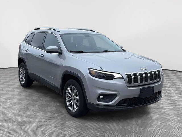 2019 Jeep Cherokee Latitude Plus 4WD photo