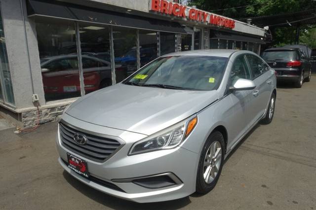 2017 Hyundai Sonata 2.4L FWD photo