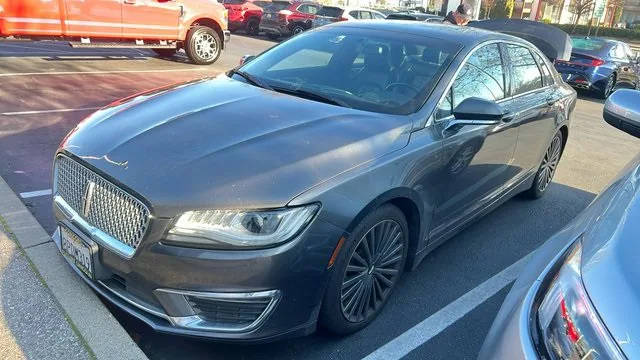 2018 Lincoln MKZ Reserve FWD photo