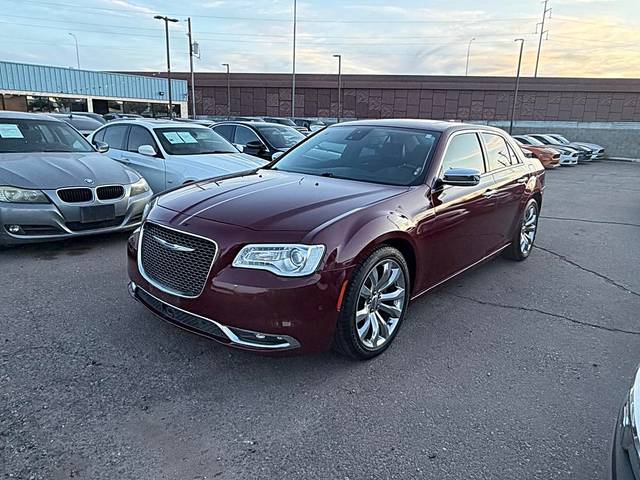 2017 Chrysler 300 300C RWD photo