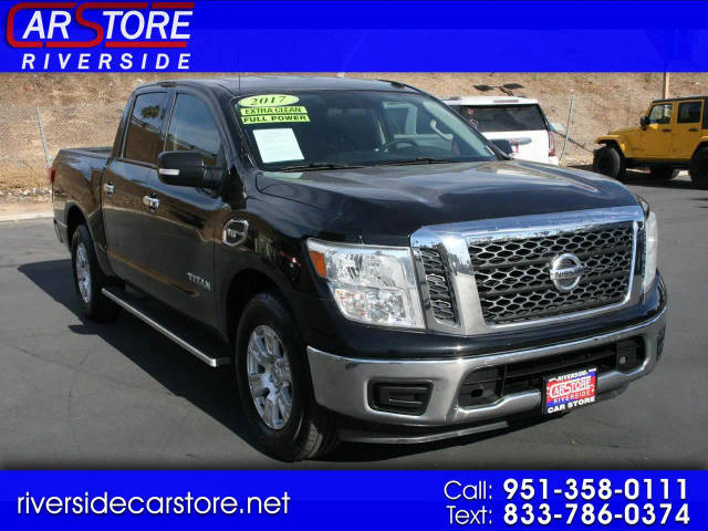 2017 Nissan Titan SV RWD photo