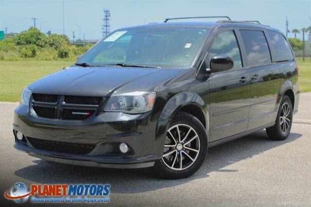 2017 Dodge Grand Caravan GT FWD photo