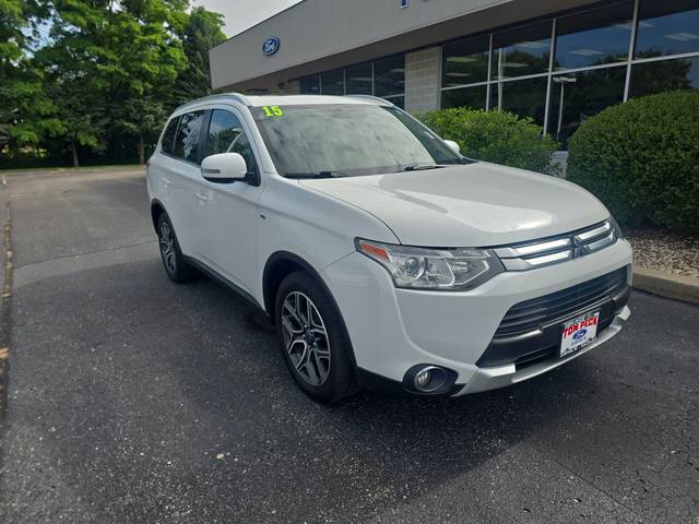 2015 Mitsubishi Outlander GT 4WD photo