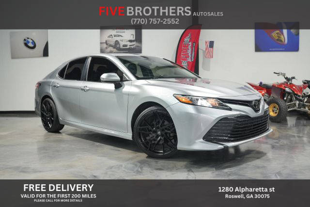 2018 Toyota Camry LE FWD photo