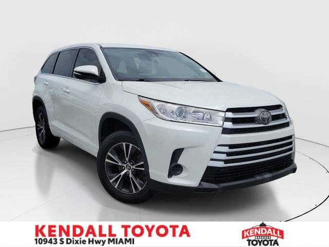 2018 Toyota Highlander LE FWD photo