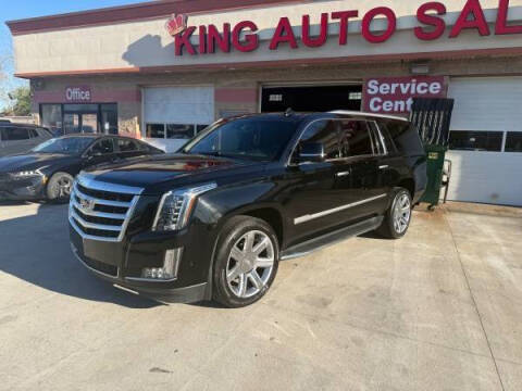2018 Cadillac Escalade ESV Luxury 4WD photo
