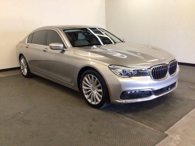 2018 BMW 7 Series 740i RWD photo