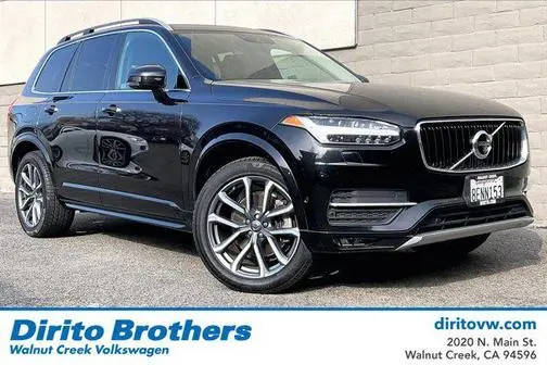 2018 Volvo XC90 Momentum AWD photo