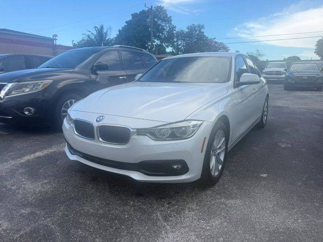2018 BMW 3 Series 320i RWD photo