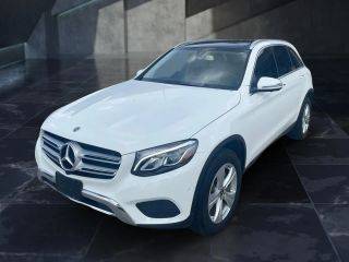 2018 Mercedes-Benz GLC-Class GLC 300 RWD photo