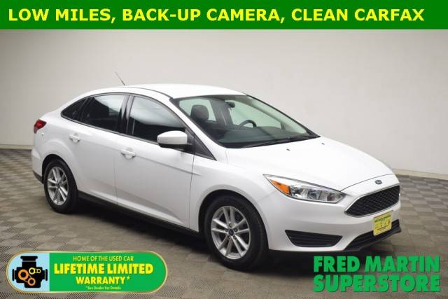 2018 Ford Focus SE FWD photo