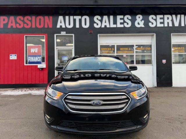 2018 Ford Taurus SEL AWD photo