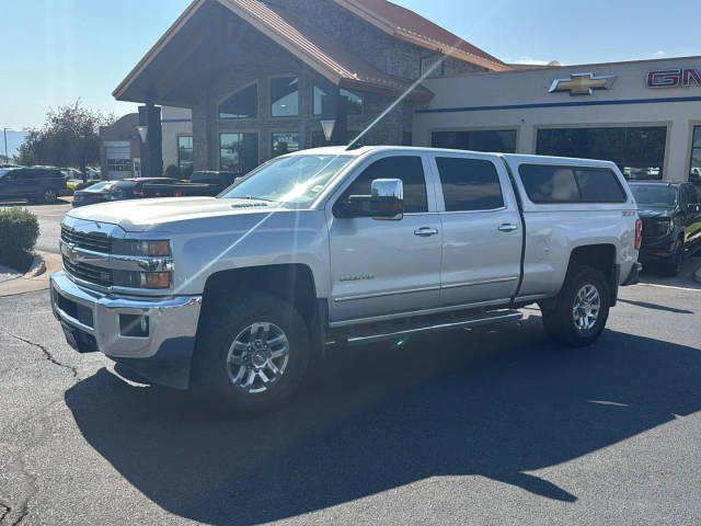 2015 Chevrolet Silverado 3500HD LTZ 4WD photo