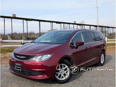 2018 Chrysler Pacifica Minivan LX FWD photo