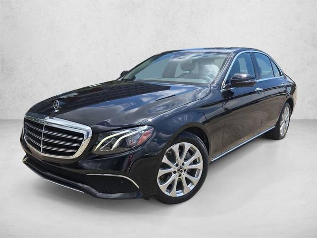 2018 Mercedes-Benz E-Class E 300 RWD photo