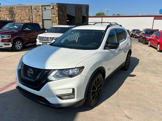 2018 Nissan Rogue SV FWD photo