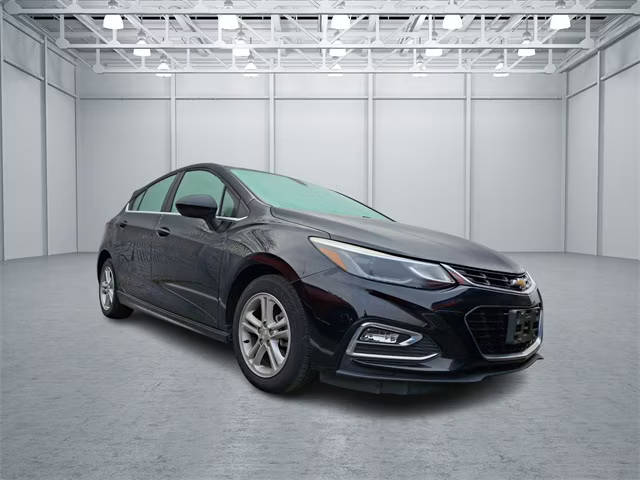 2018 Chevrolet Cruze LT FWD photo