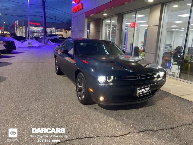 2018 Dodge Challenger SXT Plus RWD photo