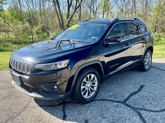 2019 Jeep Cherokee Latitude Plus 4WD photo