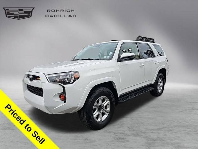 2018 Toyota 4Runner SR5 4WD photo