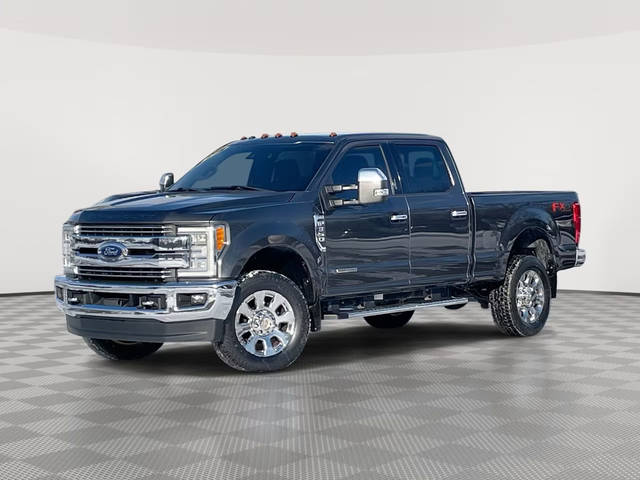 2018 Ford F-350 Super Duty LARIAT 4WD photo