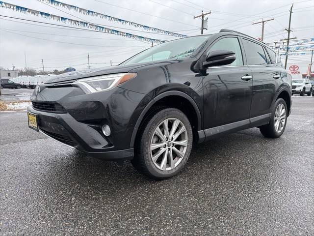 2018 Toyota RAV4 Limited AWD photo