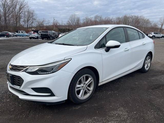 2017 Chevrolet Cruze LT FWD photo