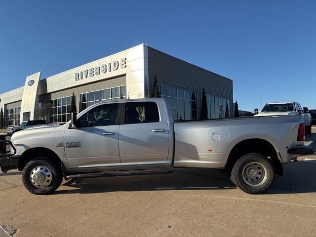 2018 Ram 3500 Big Horn 4WD photo