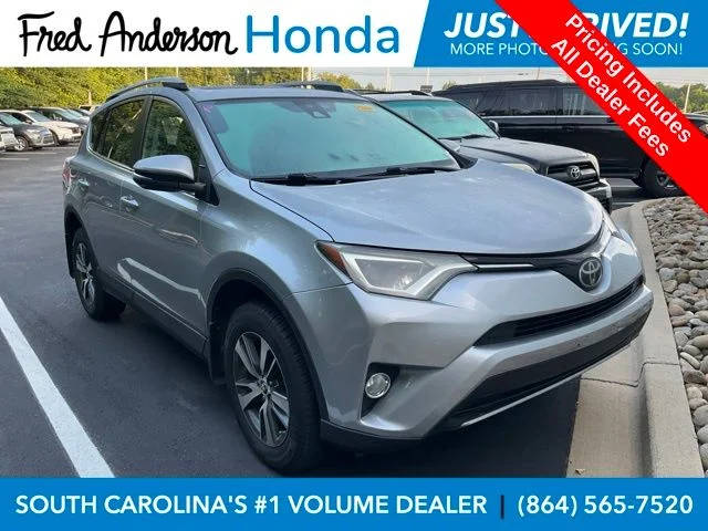 2018 Toyota RAV4 XLE AWD photo