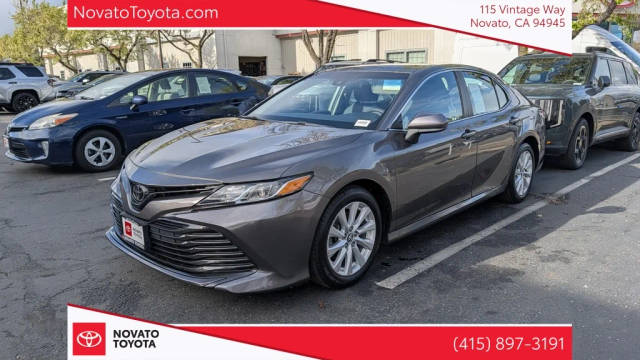 2018 Toyota Camry LE FWD photo