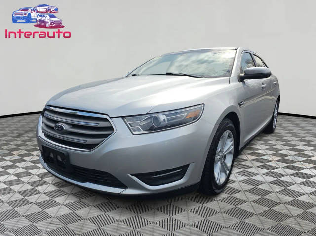 2017 Ford Taurus SEL FWD photo