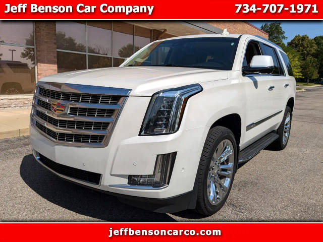 2018 Cadillac Escalade Luxury 4WD photo