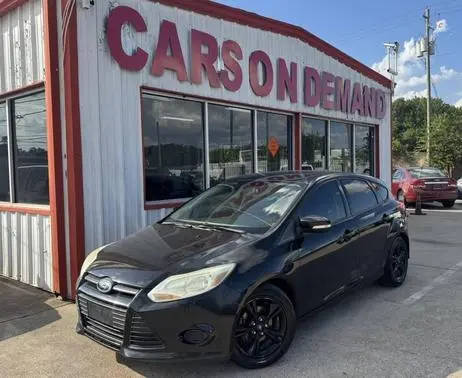 2017 Ford Focus SE FWD photo