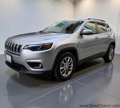 2019 Jeep Cherokee Latitude Plus FWD photo
