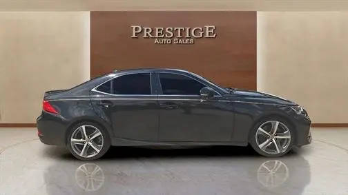 2018 Lexus IS IS 300 AWD photo