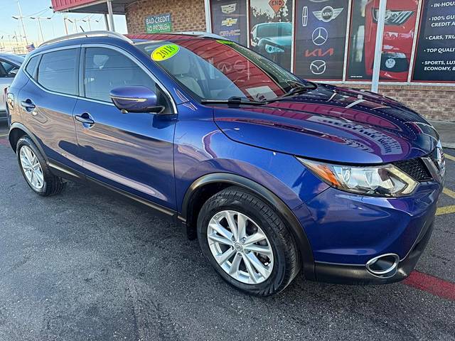 2018 Nissan Rogue Sport SV FWD photo