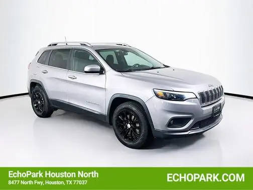 2019 Jeep Cherokee Latitude 4WD photo